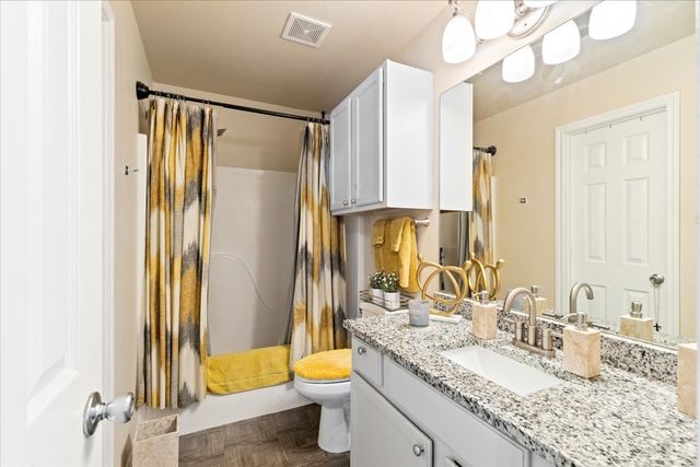 425 Legendary Lane, Gun Barrel City, TX 75156