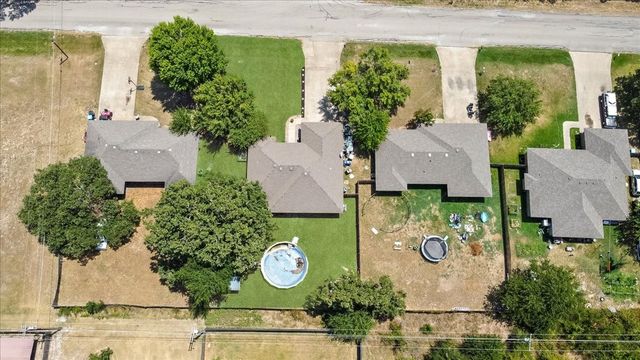 425 Legendary Lane, Gun Barrel City, TX 75156