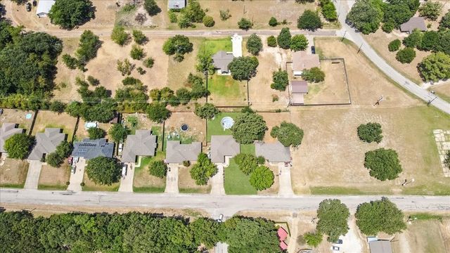 425 Legendary Lane, Gun Barrel City, TX 75156
