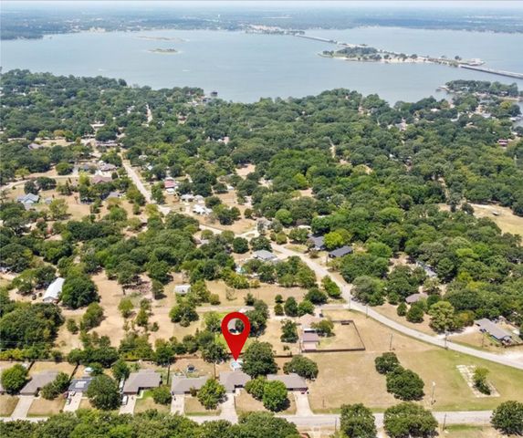 425 Legendary Lane, Gun Barrel City, TX 75156