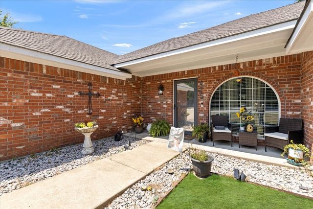 425 Legendary Lane, Gun Barrel City, TX 75156