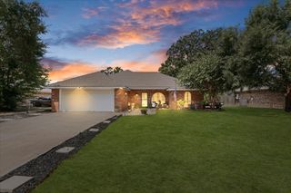 425 Legendary Lane, Gun Barrel City, TX 75156