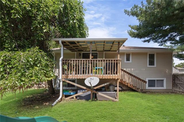 501 Sharon Drive, Liberty, MO 64068