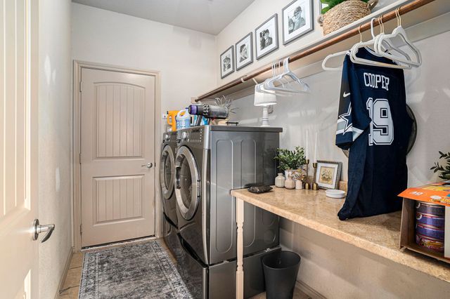 2200 Laurel Forest Drive, Fort Worth, TX 76177