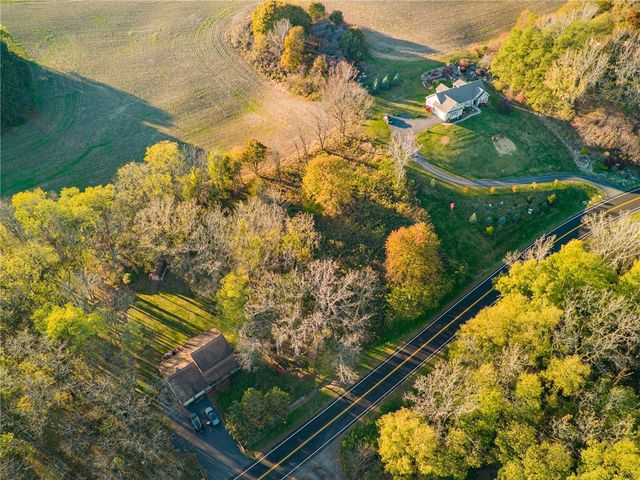 9 Rabbit Run, East Bloomfield, NY 14469