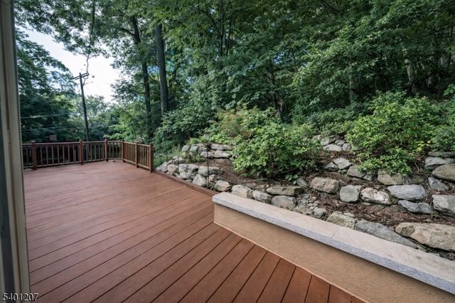 79 Truman Blvd, Oakland Boro, NJ 07436