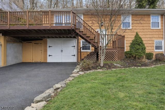 79 Truman Blvd, Oakland Boro, NJ 07436