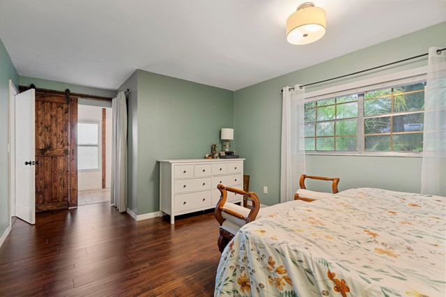 905 Alcala Dr, St Augustine, FL 32086