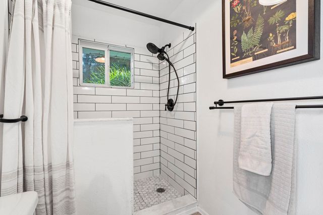 905 Alcala Dr, St Augustine, FL 32086