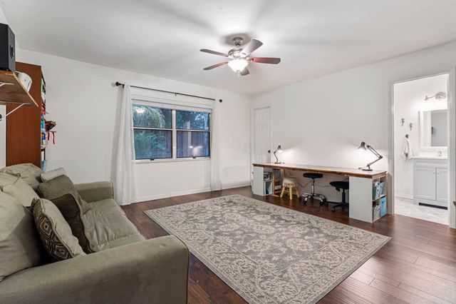 905 Alcala Dr, St Augustine, FL 32086