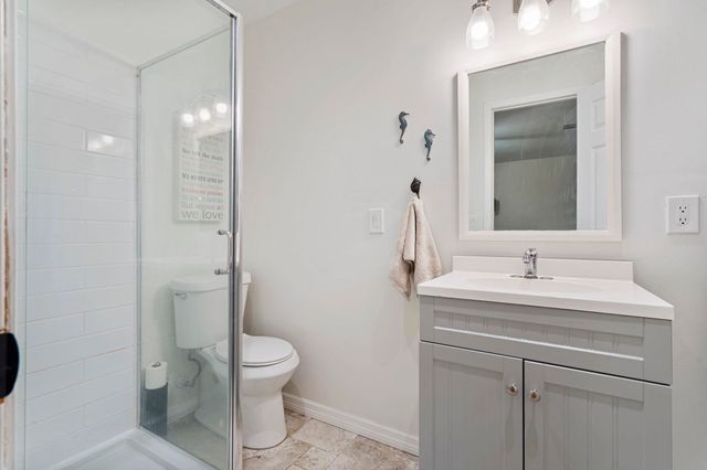 905 Alcala Dr, St Augustine, FL 32086