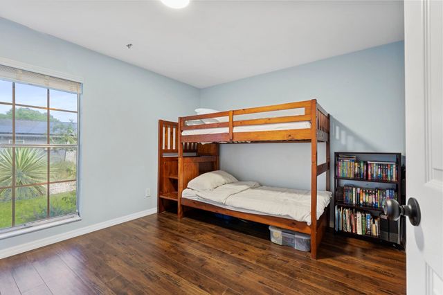 905 Alcala Dr, St Augustine, FL 32086