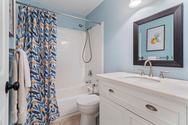 905 Alcala Dr, St Augustine, FL 32086