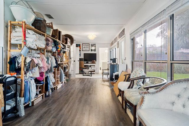 905 Alcala Dr, St Augustine, FL 32086