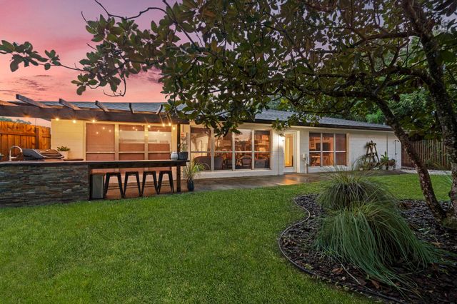 905 Alcala Dr, St Augustine, FL 32086