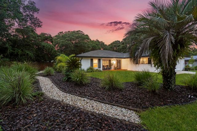 905 Alcala Dr, St Augustine, FL 32086