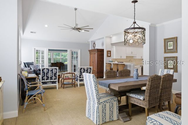 1 Gloucester Rd Apt J2, Hilton Head Island, SC 29928