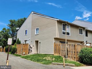 8688 VILLAGE SQUARE, Alexandria, VA 22309