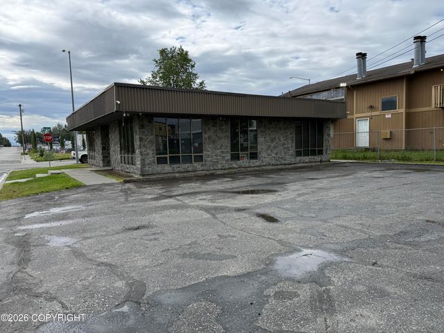 743 E 9th Avenue, Anchorage, AK 99501
