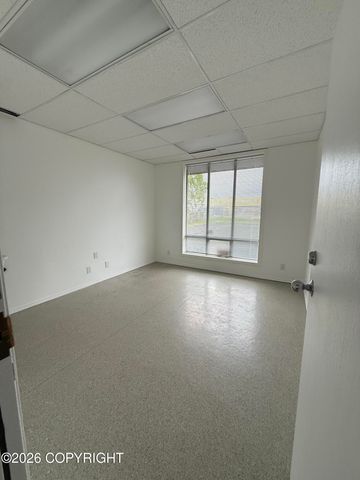 743 E 9th Avenue, Anchorage, AK 99501