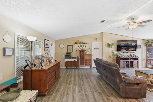 137 County Road 411, Dayton, TX 77535