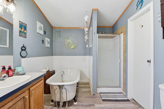 137 County Road 411, Dayton, TX 77535