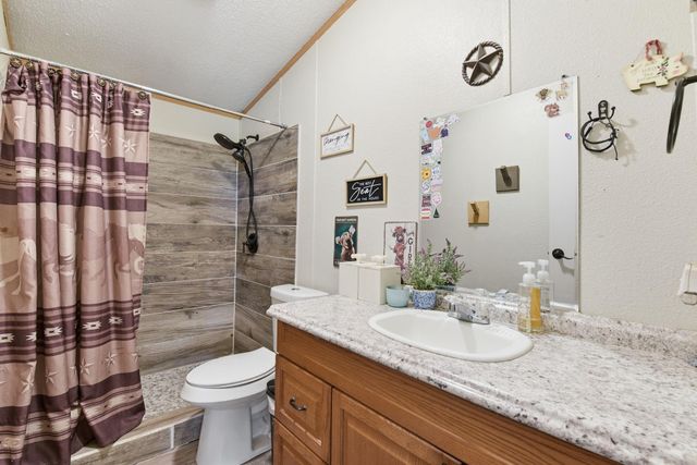 137 County Road 411, Dayton, TX 77535