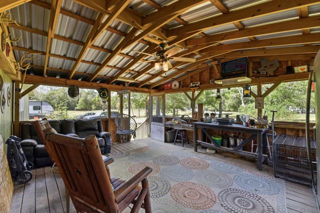 137 County Road 411, Dayton, TX 77535