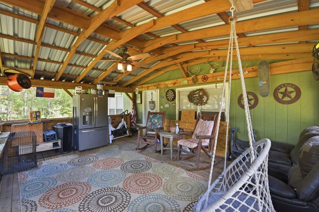 137 County Road 411, Dayton, TX 77535