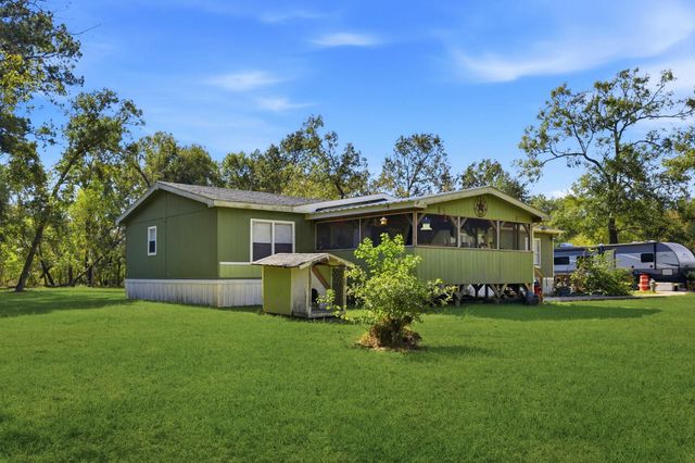 137 County Road 411, Dayton, TX 77535