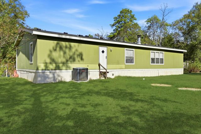 137 County Road 411, Dayton, TX 77535