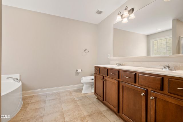 814 Wood Chapel Lane, Durham, NC 27703