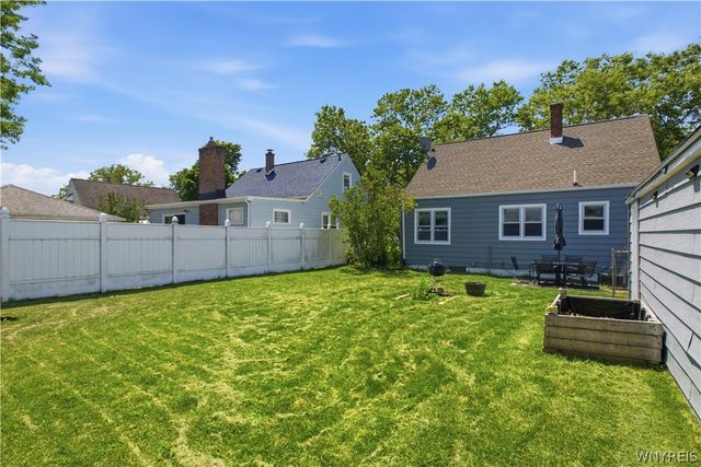 707 81st Street, Niagara Falls, NY 14304