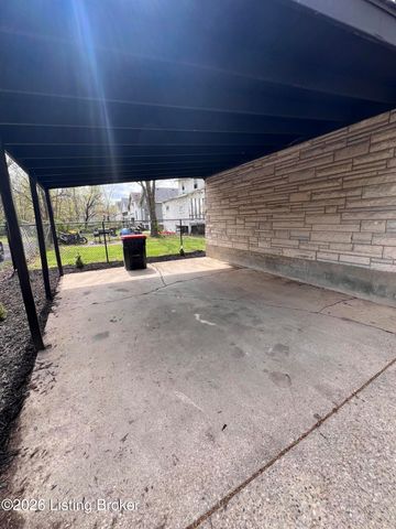 137 N 39th St, Louisville, KY 40212