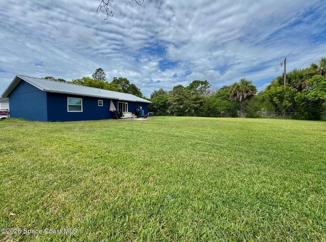 1823 Red Bud Circle NW, Palm Bay, FL 32907