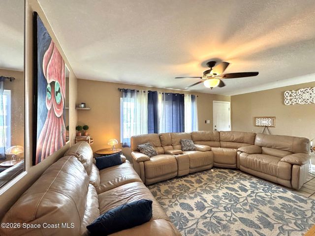 1823 Red Bud Circle NW, Palm Bay, FL 32907