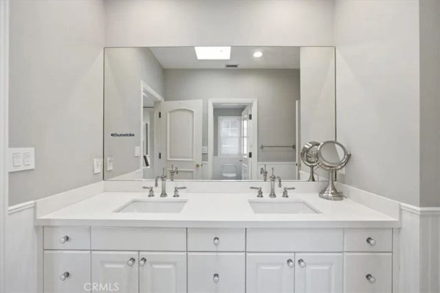 558 31st, Manhattan Beach, CA 90266