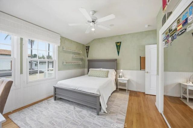 558 31st, Manhattan Beach, CA 90266