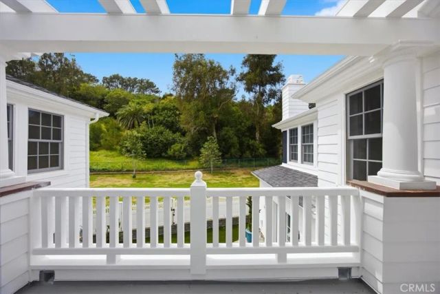 558 31st, Manhattan Beach, CA 90266