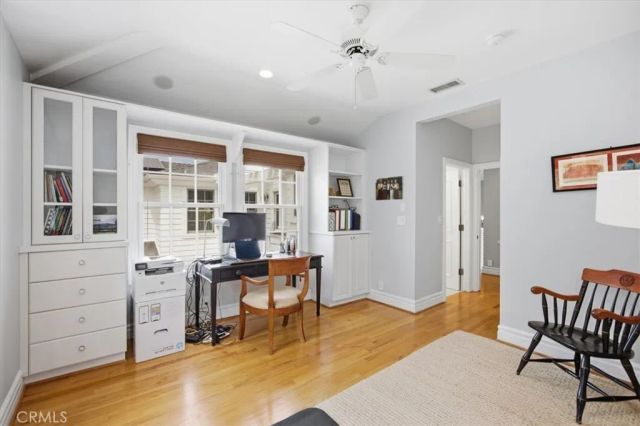 558 31st, Manhattan Beach, CA 90266