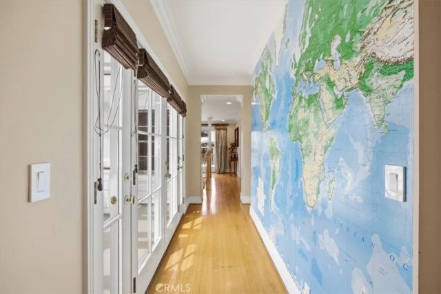 558 31st, Manhattan Beach, CA 90266