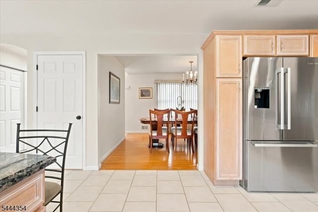 580 Center St, Kenilworth Boro, NJ 07033