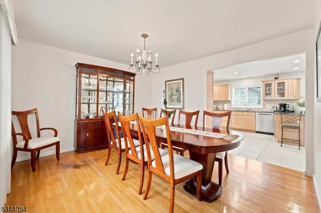 580 Center St, Kenilworth Boro, NJ 07033