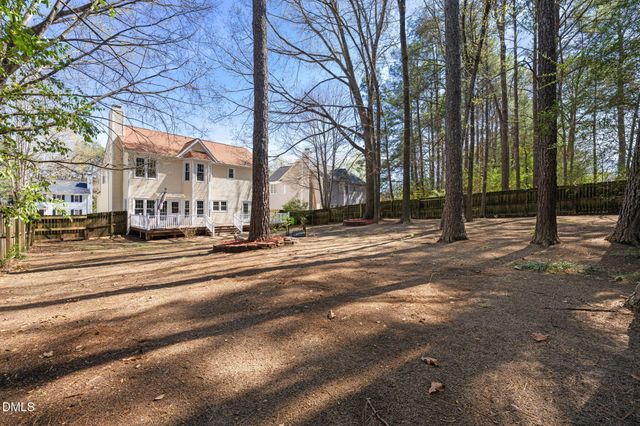829 Penncross Drive, Raleigh, NC 27610