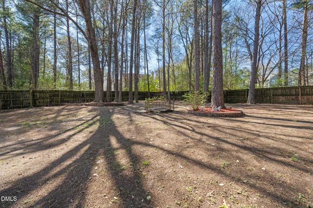 829 Penncross Drive, Raleigh, NC 27610