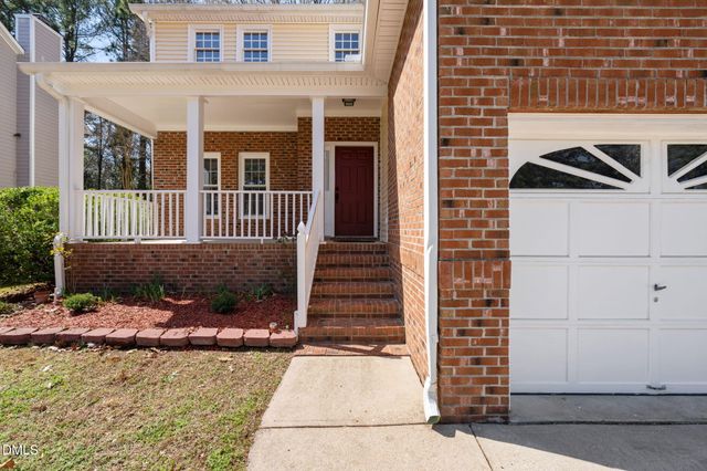 829 Penncross Drive, Raleigh, NC 27610