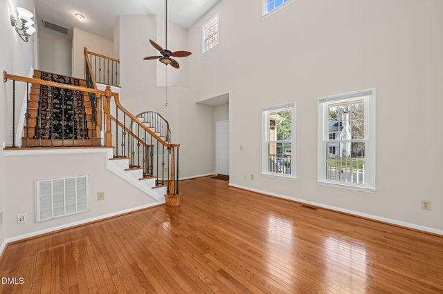 829 Penncross Drive, Raleigh, NC 27610