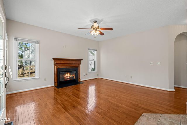 829 Penncross Drive, Raleigh, NC 27610