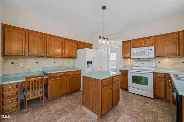 829 Penncross Drive, Raleigh, NC 27610