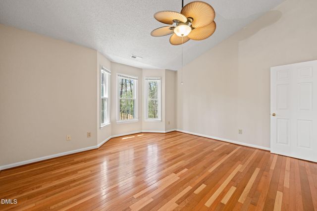 829 Penncross Drive, Raleigh, NC 27610